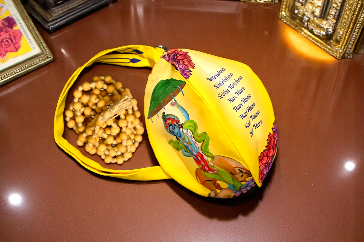 Japa Bag – Krishna Lifting Govardhan